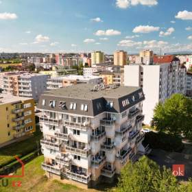 Pronájem bytu 2+kk 64 m², Olomouc / 19581024