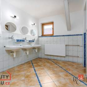 Foto inzerátu Prodej chalupy 620 m², Horní Maršov