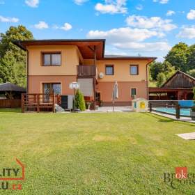 Foto inzerátu Prodej rodinného domu 216 m², Trutnov