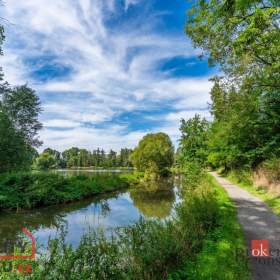 Foto inzerátu Prodej zahrady 185 m², Rybitví