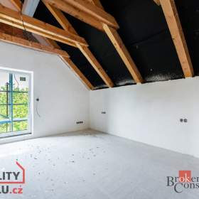 Foto inzerátu Prodej rodinného domu 120 m², Všestary