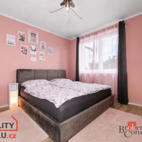 Foto inzerátu Prodej bytu 3+kk 71 m², Bašť