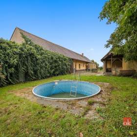Foto inzerátu Prodej rodinného domu 189 m², Běrunice