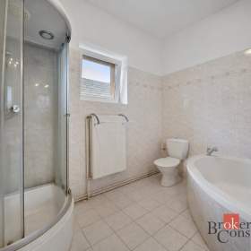 Foto inzerátu Prodej rodinného domu 189 m², Běrunice