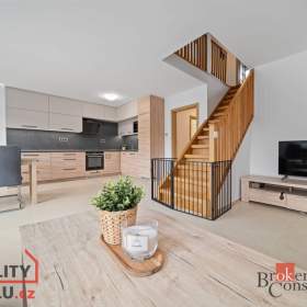 Prodej rodinného domu 172 m², Černilov / 19594899