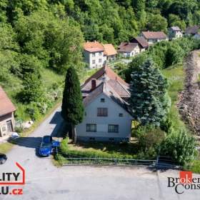 Prodej rodinného domu 239 m², Chleny / 19596428