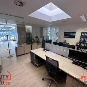 Foto inzerátu Pronájem kanceláře 22 m², Hradec Králové