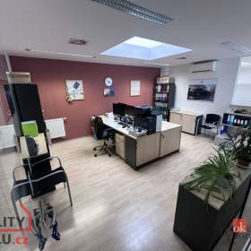 Foto inzerátu Pronájem kanceláře 22 m², Hradec Králové