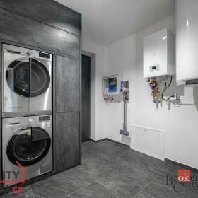 Foto inzerátu Prodej rodinného domu 216 m², Úherce