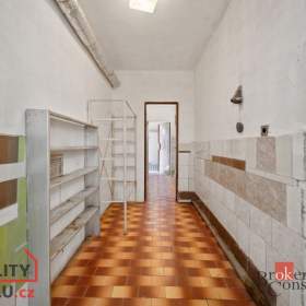 Foto inzerátu Prodej rodinného domu 200 m², Dubenec