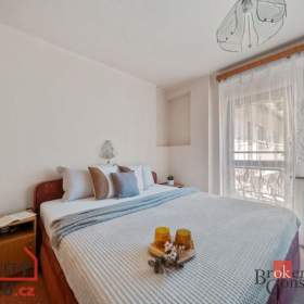 Foto inzerátu Prodej rodinného domu 250 m², Dubenec