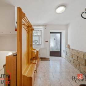 Foto inzerátu Prodej rodinného domu 250 m², Dubenec