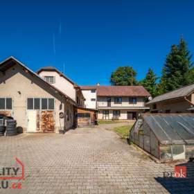 Foto inzerátu Prodej rodinného domu 250 m², Dubenec