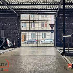 Foto inzerátu Pronájem garážového stání 12 m², Praha