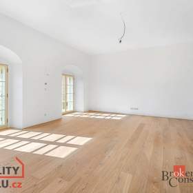 Prodej bytu 2+kk 83 m², Jince / 19607861