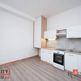 Foto inzerátu Pronájem bytu 2+kk 51 m², Mlékojedy