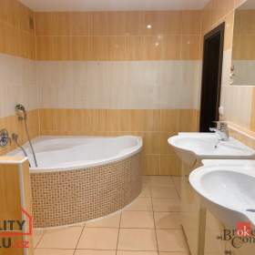 Prodej bytu 3+1 71 m², Chomutov / 19609064