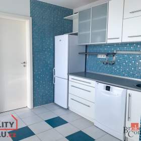 Prodej bytu 3+1 71 m², Chomutov / 19609064
