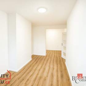 Prodej bytu 1+kk 25 m², Vyškov / 19609125