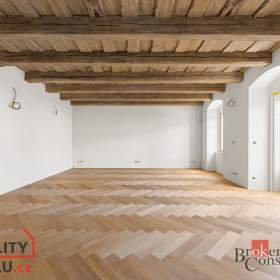 Foto inzerátu Prodej bytu 1+kk 72 m², Jince