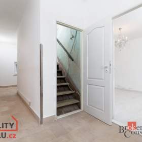 Foto inzerátu Prodej rodinného domu 70 m², Vršovice