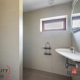 Foto inzerátu Prodej rodinného domu 298 m², Kamenice