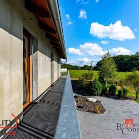 Foto inzerátu Prodej rodinného domu 298 m², Kamenice