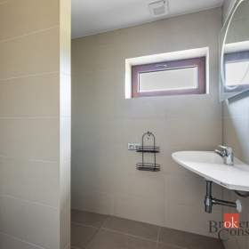 Foto inzerátu Prodej rodinného domu 298 m², Kamenice