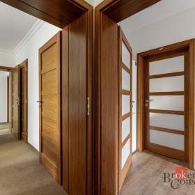 Foto inzerátu Prodej rodinného domu 298 m², Kamenice