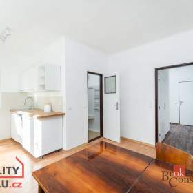 Foto inzerátu Pronájem bytu 2+1 46 m², Praha