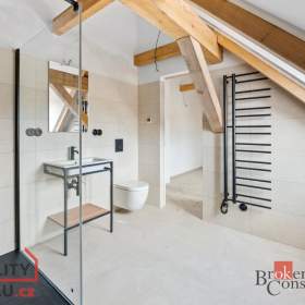 Prodej bytu 4+kk 110 m², Jince / 19616836