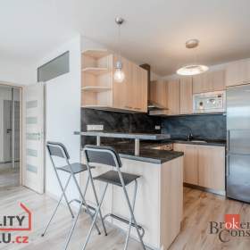 Pronájem bytu 2+kk 51 m², Praha / 19617820