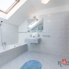 Foto inzerátu Prodej rodinného domu 176 m², Opava