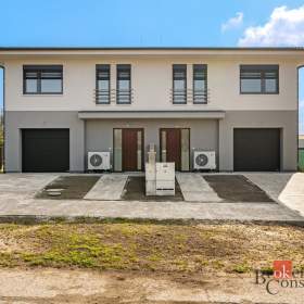 Foto inzerátu Prodej rodinného domu 160 m², Milovice