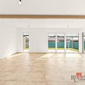 Foto inzerátu Prodej rodinného domu 160 m², Milovice