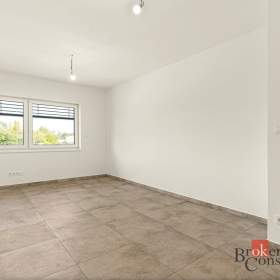 Foto inzerátu Prodej rodinného domu 160 m², Milovice