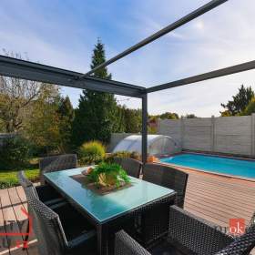 Prodej rodinného domu 190 m², Velké Popovice / 19631571