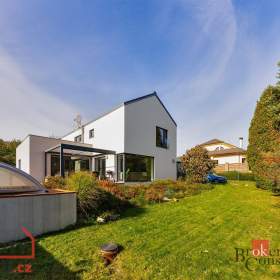 Foto inzerátu Prodej rodinného domu 190 m², Velké Popovice