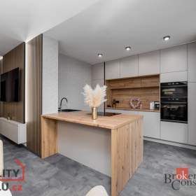 Prodej bytu 3+kk 78 m² / 19631648