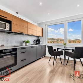 Prodej bytu 4+kk 78 m² / 19641755