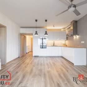 Pronájem bytu 3+kk 73 m², Holubice / 19646313