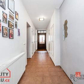 Foto inzerátu Prodej rodinného domu 200 m², Nový Bydžov