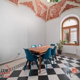 Foto inzerátu Prodej ordinace 134 m², Hradec Králové