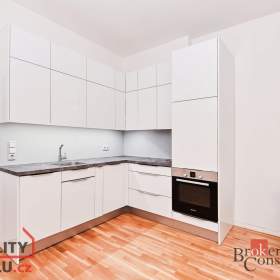 Foto inzerátu Pronájem bytu 1+kk 35 m², Praha