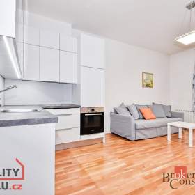 Foto inzerátu Pronájem bytu 1+kk 35 m², Praha