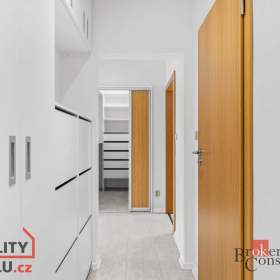 Foto inzerátu Pronájem bytu 2+1 55 m², Praha