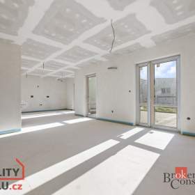 Foto inzerátu Prodej rodinného domu 181 m²