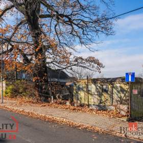 Foto inzerátu Prodej zahrady 924 m²