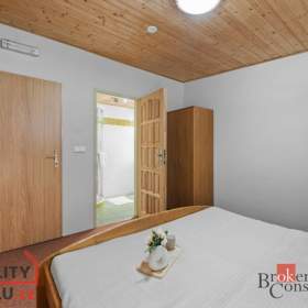 Foto inzerátu Prodej nemovitosti pro ubytování 650 m², Strážné