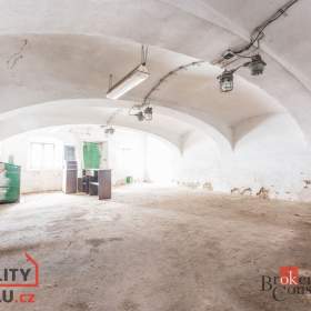 Foto inzerátu Prodej skladu 700 m², Polička